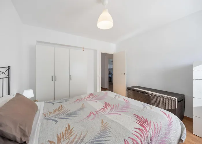 The Bright Beauty * Cádiz